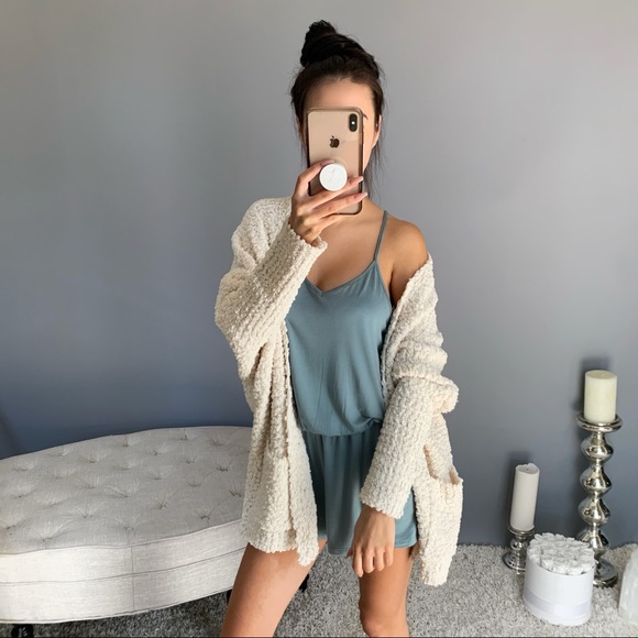 LANEY ▫️in Sage - Picture 2 of 4